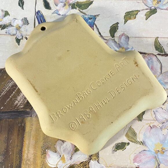 Brown Bag Cookie Art Vintage Bear Sleeping Mold 1989 Clay Farmhouse - Picture 2 of 5
